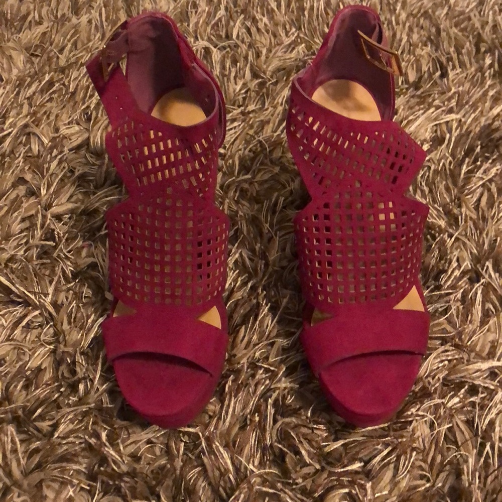 Fuschia wedge heel